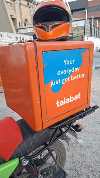 البيع سوبايه  سلايت  مستخدم يوم واحد وصندوك  طلبات   نظافه الصندوك  ٩٠...