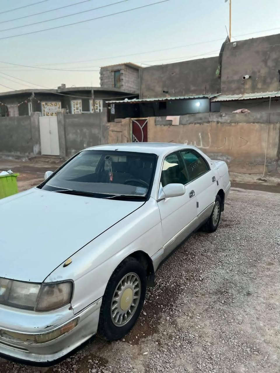 بطه فصل مديل 95 سياره كامله مكينه و كير كفاله مكينه 2500في في تي رقم و سنويه و هزه جديده رقم انكليزي سعر 45 ورقه و بيها مجال للتواصل اتصل على *********** اتصل على صاحب السياره مكلف بالنشر
