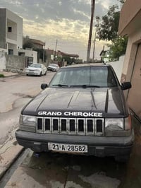 07727942770  جیب شیروکی مودیل 1995 سعر 35ورقە