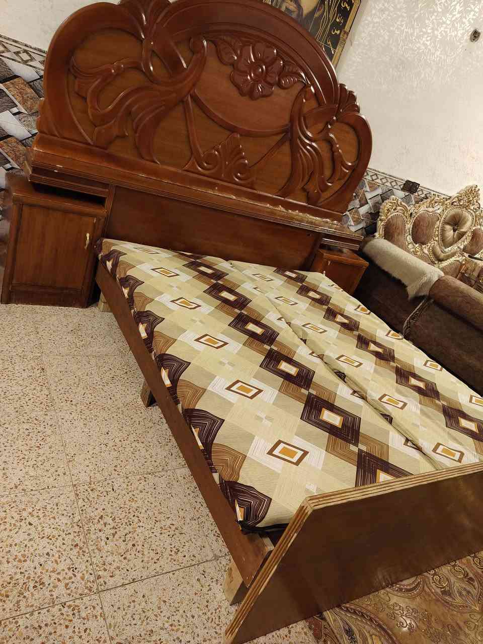 ميز تواليت • نجاره • الكوت