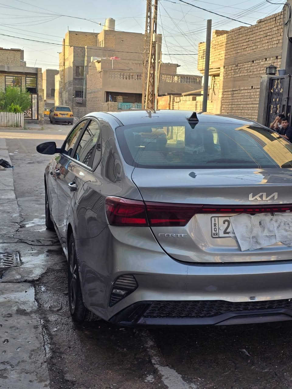 السلام عليكم
للبيع كيا فورتي 22
وارد امريكي
حادثها موجود بل منشور
ماشيه 132000KM
منظومة غاز جديد
سياره رقم أربيل
مواصفات نص فول
شاشه جبيره
تحكم ستيرن
فور ويل كب
انظمت قياده
سعر السياره 135 وبيها مجال
مكانها بغداد البياع قرب تقاطع درويش
***********
***********
