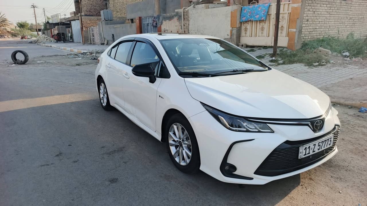 كورلا هايبرد
الشكل الخليجي 
محرك 1800الاقتصادي
رادار امامي
مثبت سرعه
اوتو هولد قياده ذاتيه
تبريد قطعتين 
فتحه اشاير بالمري 
بصمه
ماشيه 40 ضرر مثل ما موضح بالصوره 
***********

