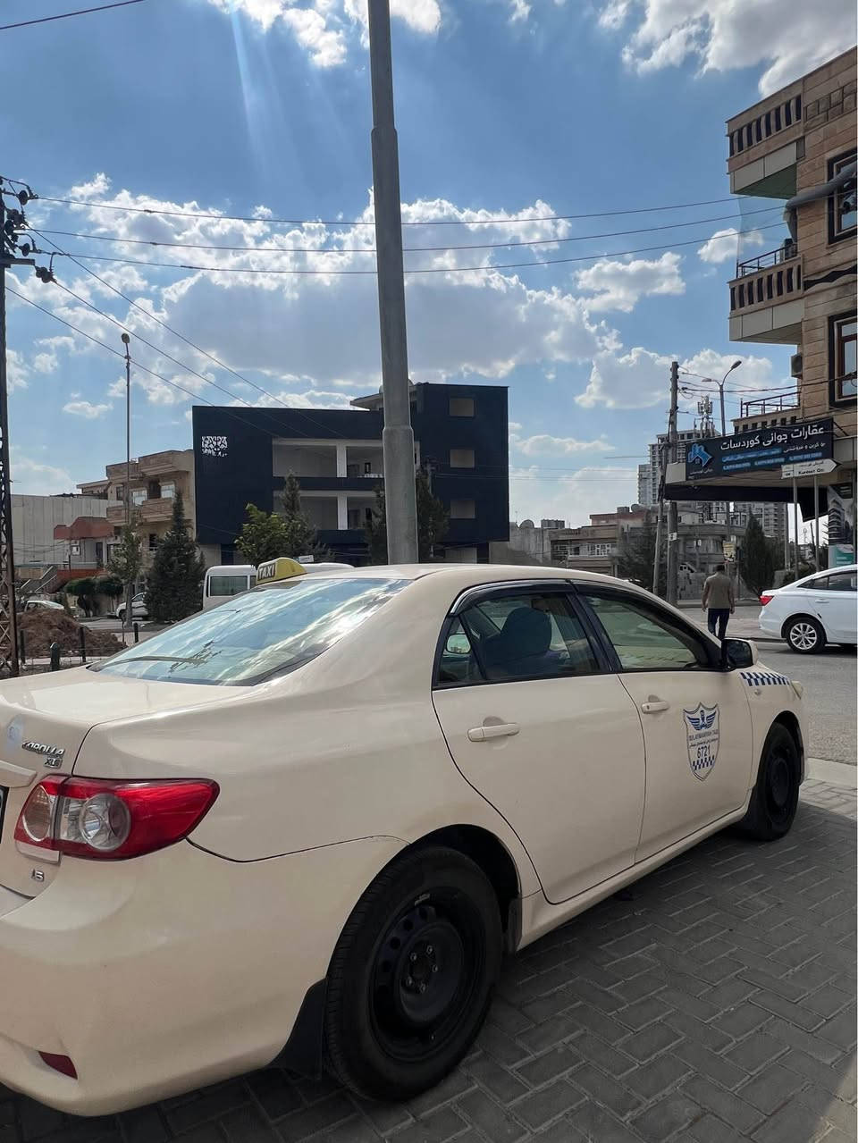 تەکسی کرۆلا مۆدیل ٢٠١٣ خسوسی بووە کراوە بە تەکسی
گێڕ تۆماتیک
سەنەوی تازەیە تا ٢٠٢٩ بە ناوی خۆمانەوەیە
چوار جام کارەبا
تایەی تازەیە
سەیارەکە جایزە 
گێڕ و مەکینەی بە شەرت
سعری ١٢٠ گەلاو مەعامەلەیە
ئەگەر موشتەری نیت سەرمان مەیەشێنە لەگەڵ ڕێزما جوابی مەسج نایەمەوە بۆ مەعامەلە تەلەفون بکە بۆ ئەم ژمارەیە
ژ.م *********** السليمانية, العراق
