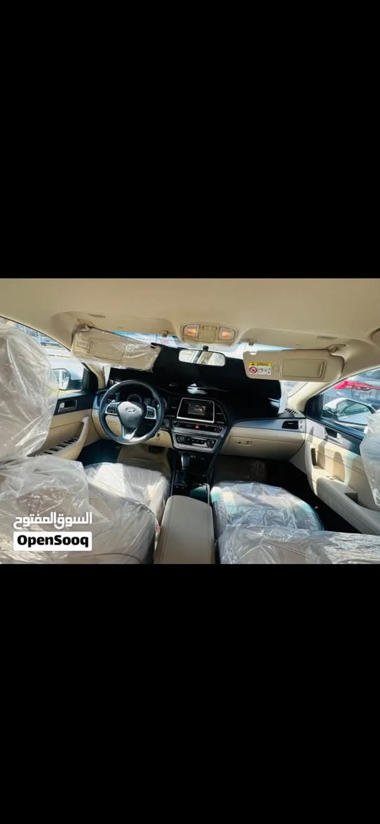 � **هيونداي سوناتا 2019 للبيع.                                **

🔹 مكينة 2400 CCوارد خليجي @
🔹 4 سلندر
🔹 ماشية فقط 29الف شرط الفحص
🔹 رقم بغداد
🔹 أوتوماتيك
🔹 مواصفات كاملة
🔹 كاميرا خلفية
🔹 شاشة
🔹 حساسات
🔹 تحكم ستيرن
🔹 تكييف
🔹 سنتر لوك
🔹السياره وضع الشركه
🔹كفاله من الصبغ والبارد والشخوط

📞***********
💰 السعر 188

للجادين فقط، السيارة تستاهل �
