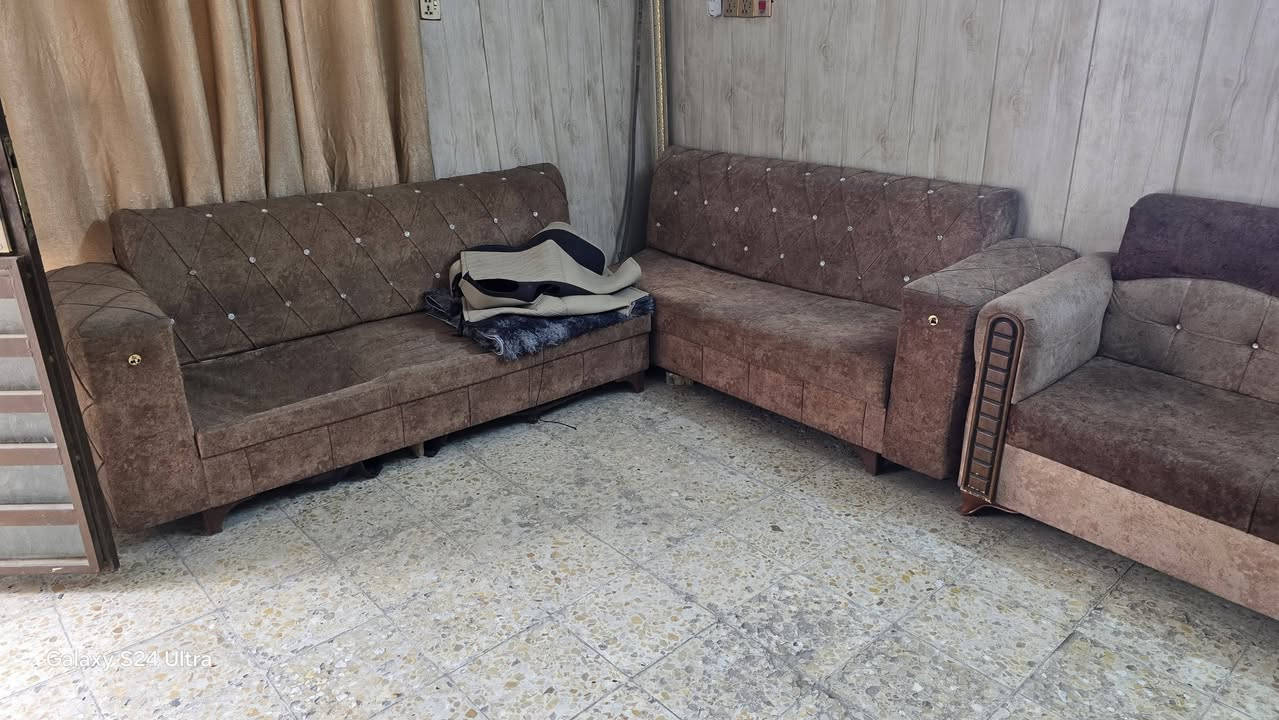 طقم كنب • يحتاج تصليح • مدينه الصدر