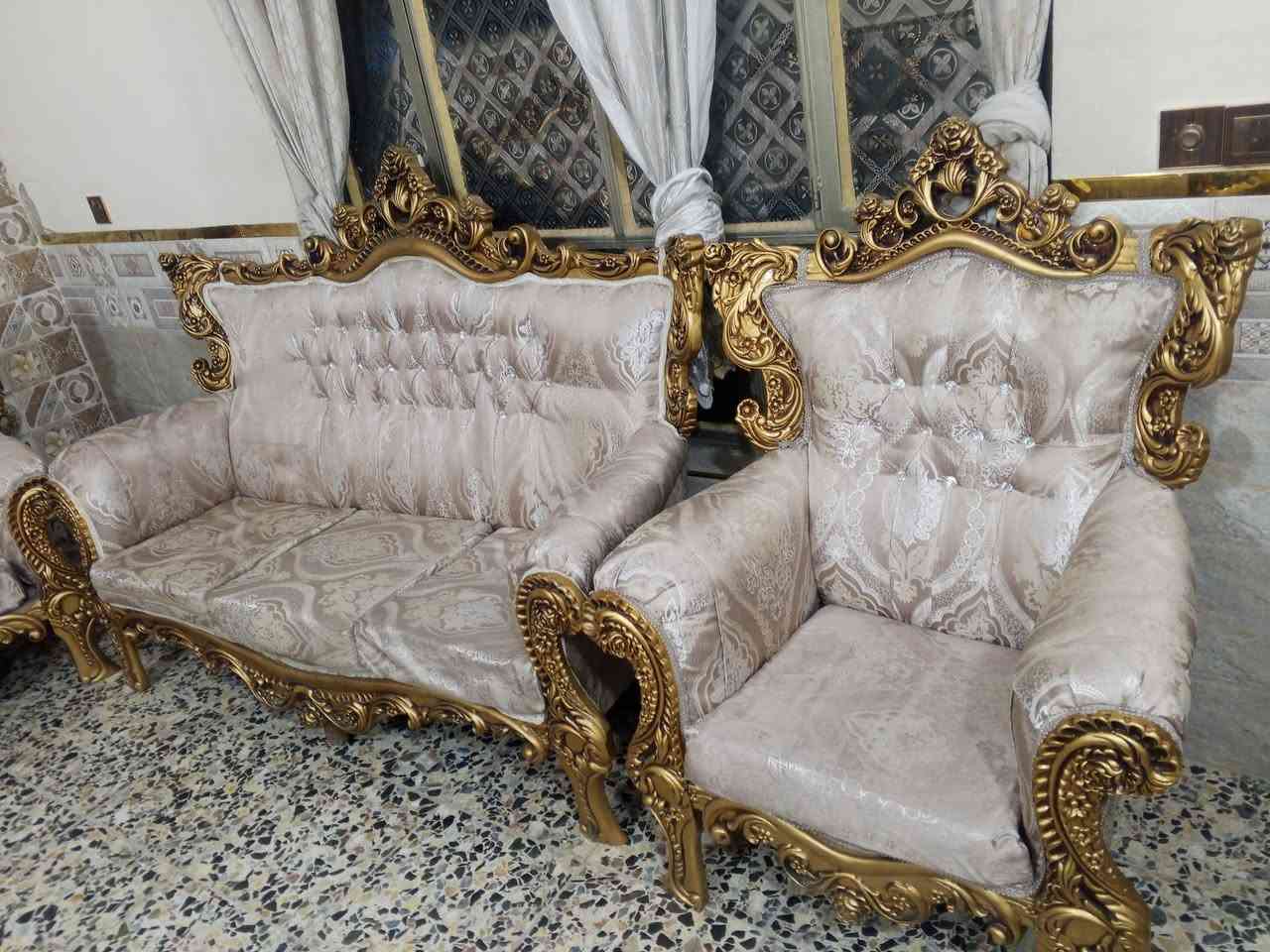 السلام عليكم تخم 20 مقعد ملكي نضيف جدن سعر 1250 او بي مجال عنواني بغداد مدينت الصدر ***********
