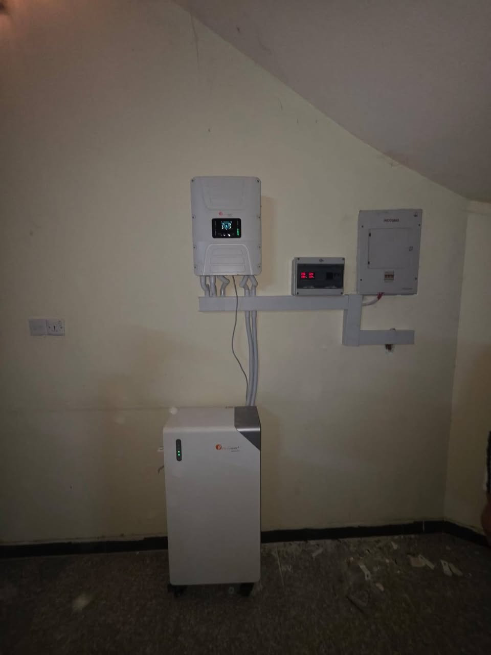 ☀️ شركة ضوء القمر للطاقة الشمسية ☀️
⚡ طاقة أقوى… توفير أكثر… وراحة تدوم!
🔋 تجهيز وتنصيب منظومات شمسية باحترافية وجودة عالية.

📞 للاستفسار والطلب:
***********
***********
