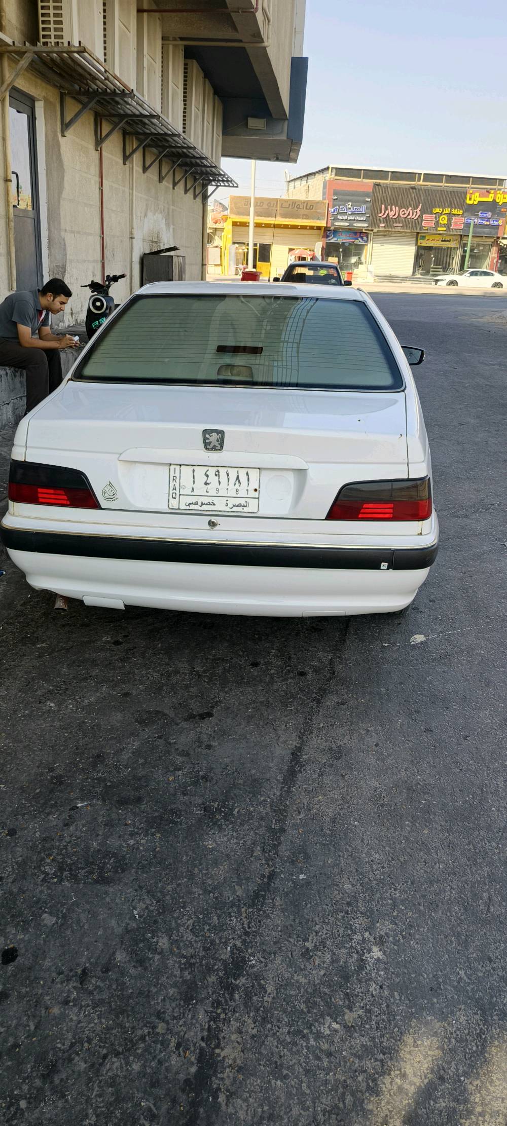 بيجو بارص ٢٠١٧ للبيع ٦٠ ورقه
سيارة جاهزة كير محرك حدادية رقم بصرة تبريد ثلج سيارة ماناقصها شي شغل واطلع مابيها ضربة ماعده بالهلال الخلفي جهة العبري اثر انفجار تاير مبدل جاملغات امامية ودوس اثر خياس مو ضربة