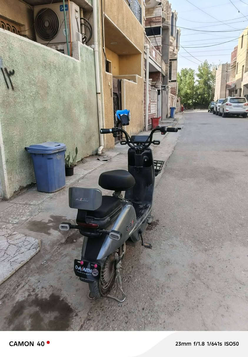 بيع دراجه شحن نظيفه جدا سعر ١٧٥ وبيها مجال بسيط جدا للاستفسار ***********
