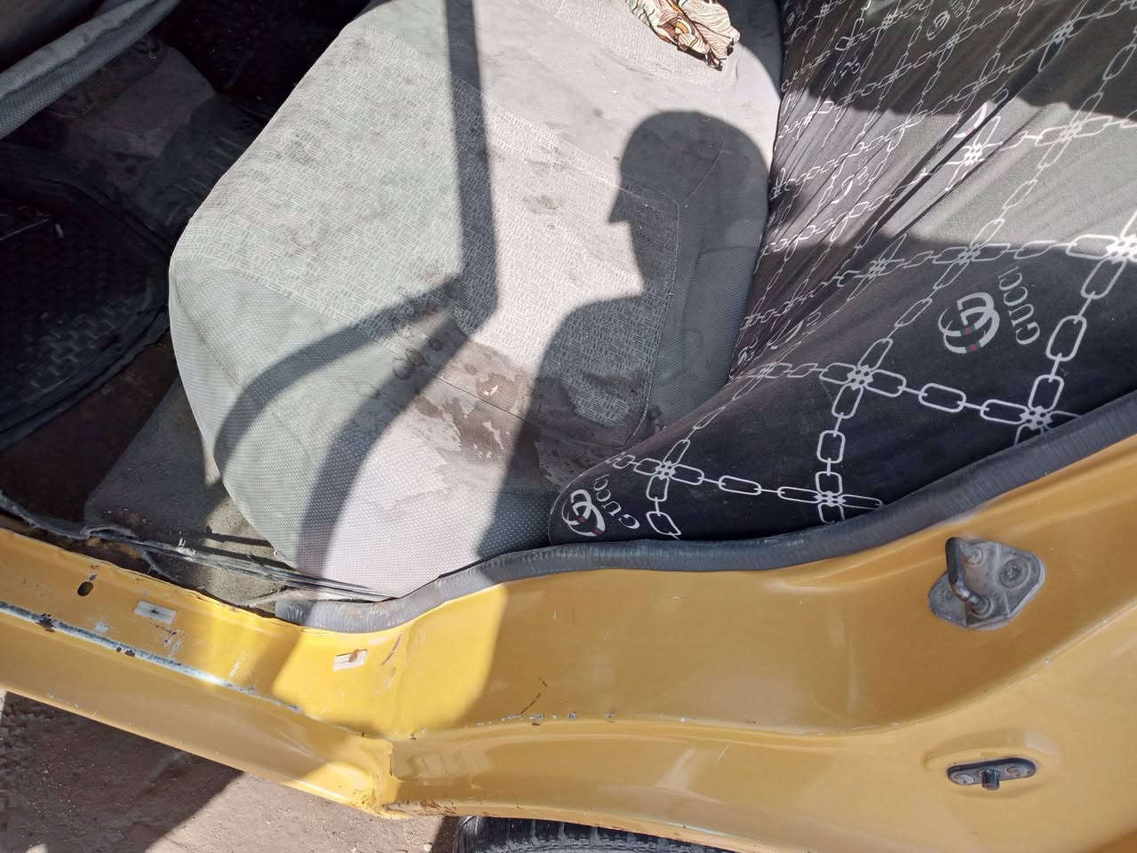 السلام عليكم
سايبا للبيع 
موديل ٢٠١٤
اوراق فقط 
مكينه وكير نظيفات 
المكان النجف ناحية الحيره 
السعر ٩٠٠ الف 
***********
