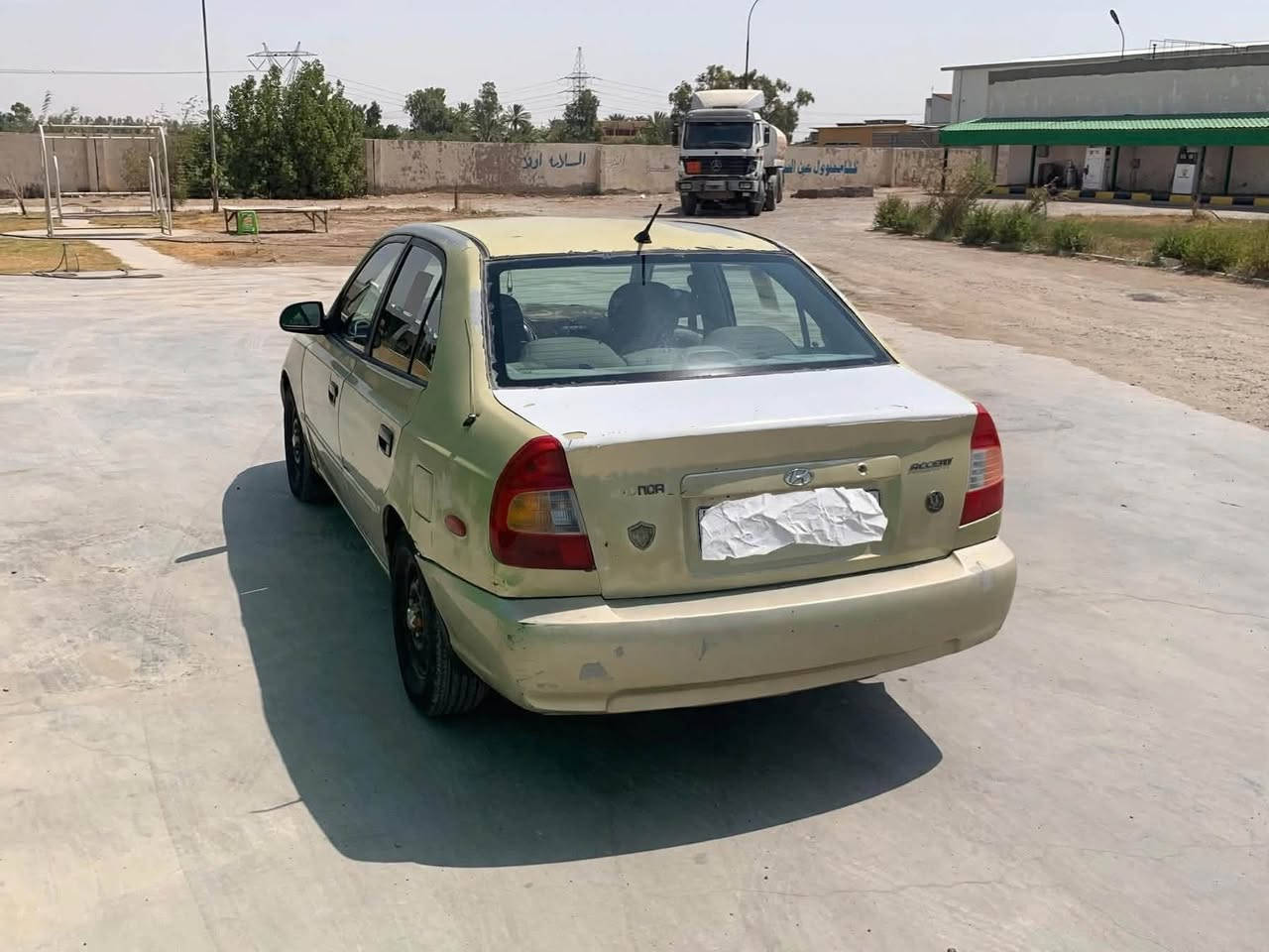 السلام عليكم اكسنت فيرنا موديل 2002 رقم بغداد باسمي صدر جديد تخم تاير جديد تبريد شغال السعر 45وبيها مجال
موبايل ***********
