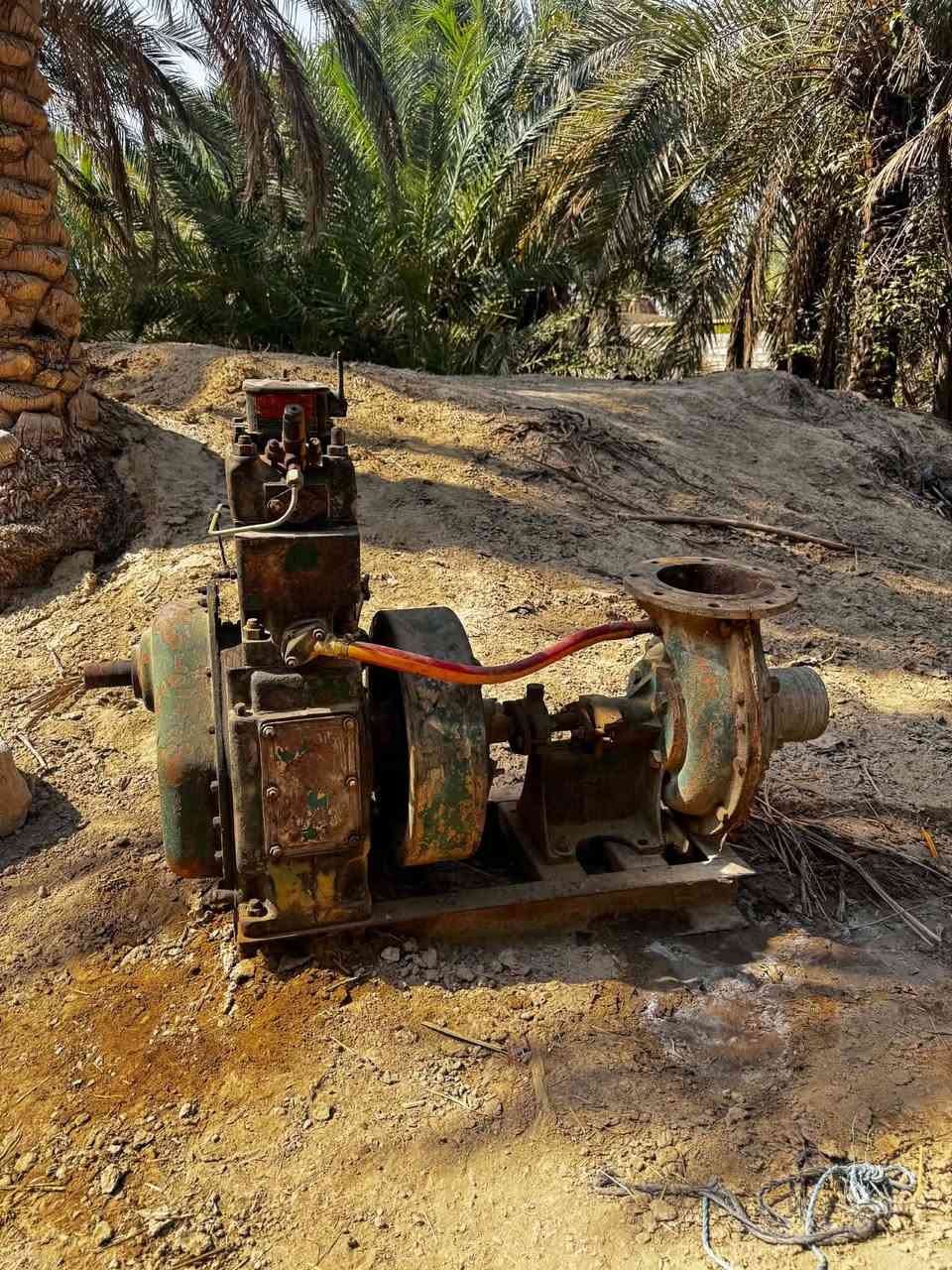 ماطور ١٠حصان هندي شغال للبيع سعر 350مكاني نجف عباسيه ***********
