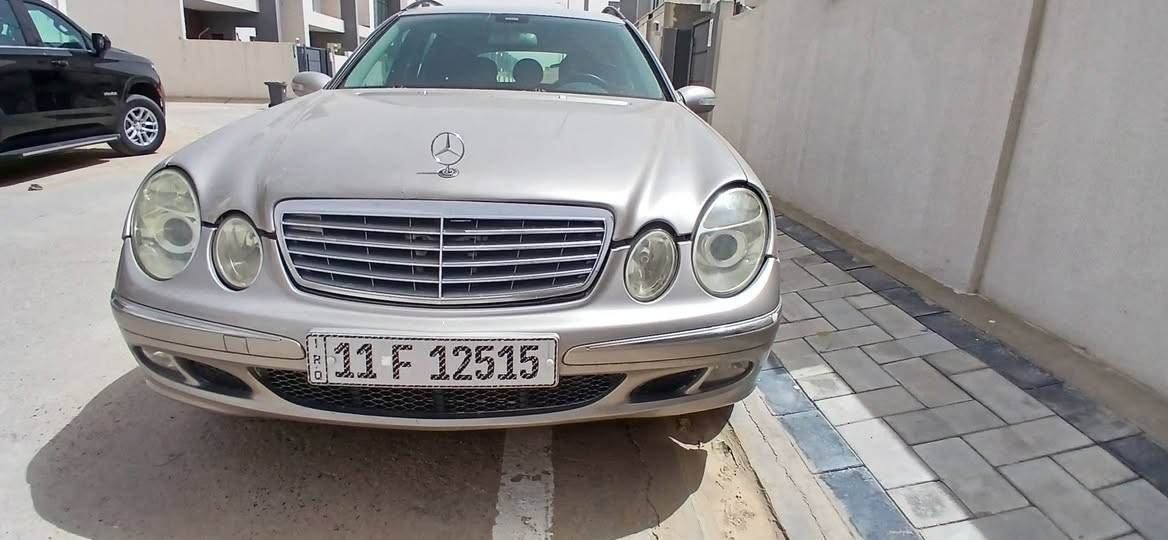 مرسيدس ام عيون ستيشن موديل2005 200E محرك اربعة سلندر محرك جديد بسمي رقم بغداد جديد دولي هزه جديده غرفة جديده نقص فقط تبريد مصبوغه عام لجماليةفقط السعر مناسب تم تنزيل السعر 85 قفل رقمي متوفروتساب فقط***********متواجد فقط على وتساب مكاني النجف الاشرف
