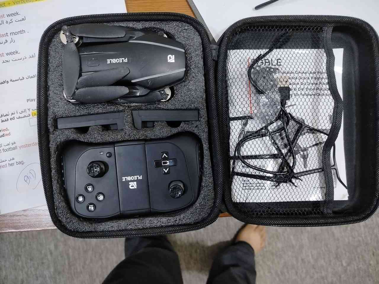 السلام عليكم 
درون نوع pl-516
ممتازه جدا بطارتين طيران 15 دقيقه الى 20 
تجي 3 سرع 
كاميره 4k بس وايرها مقطوع ماتشتغل هسه يرادلها واير 
درون جدا ممتازه من ناحيه سرعه وطيران وارتفاع 
عيبواها الكاميرا عطلانه بس الواير يتبدل 
وبيها خدوش بسيطه 

سعرها 35 وبيها مجال شي بسيط  
كاعد تنباع ب80 الف 

مكاني البصره ابي الخصيب مهيجران بلد محزم شارع بيعه الغدير 
***********
