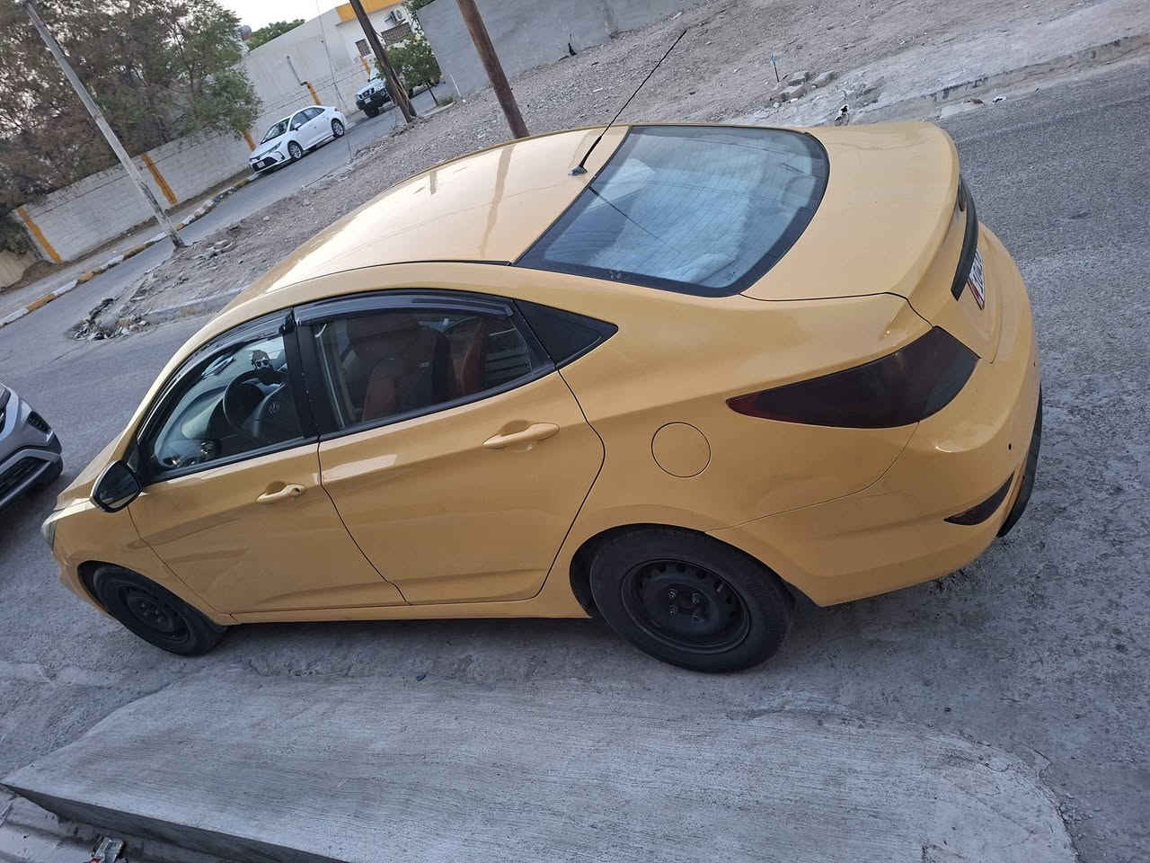 سياره اكسنت بيها كازكيت حماوه تصعد سنويه ٢٧ رقم بغداد قطعه وحده جاملغ موديل ١٠١٣ محرك دوش  *********** سياره لوك جديده كركوك, العراق
