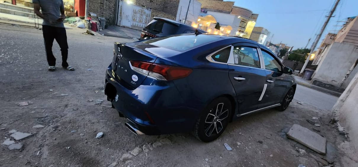 السلام عليكم سوناته 18بيهاضرارجملغ خلفي من بره جملغ لسياره جهزه من كلشي لسعر125لعنوان ناصريه مركزاتصال ***********
