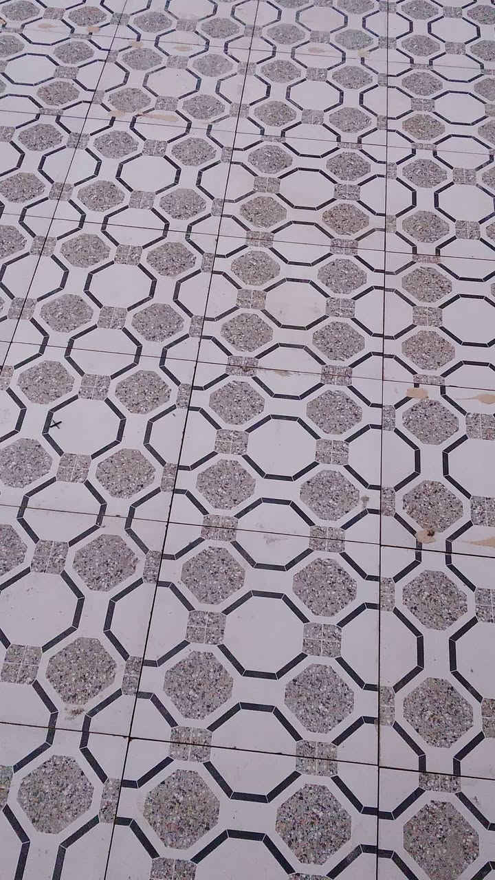 خلفه سيراميك درجه اولى الي عنده شغل يتفضل خاص او يتصل على الرقم التالي ***********
