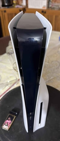 بلي 5 أوربي مستعمل للبيع كامل غراض  نضافه ١٠٠٪؜  مكاني محافظه وعندي تو...