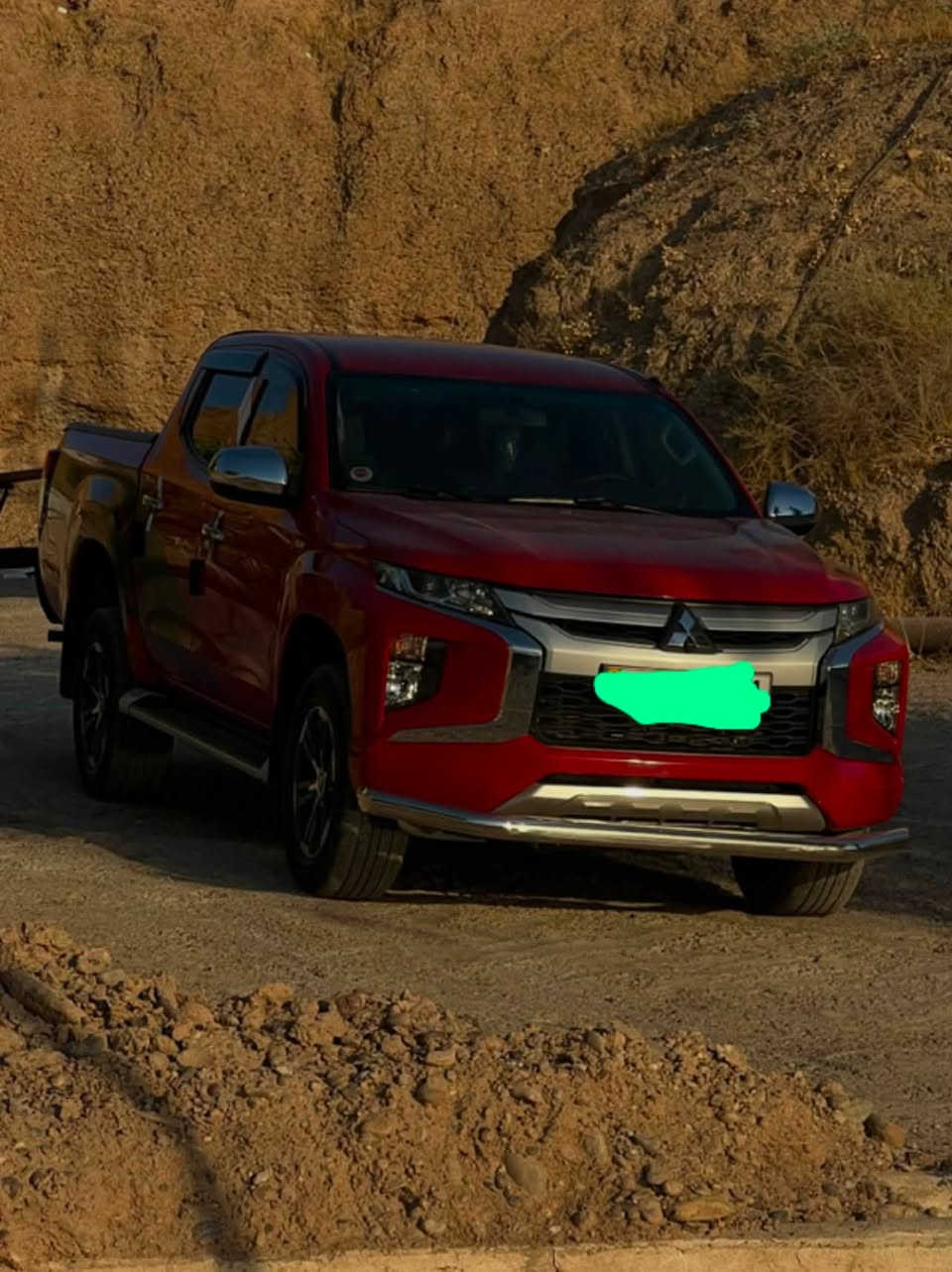 متسبوشي L200 فورويل موديل 2022 مكفوله ماشيه 35 الف رقم سليمانيه الجديد السعر 190 للاتصال***********
