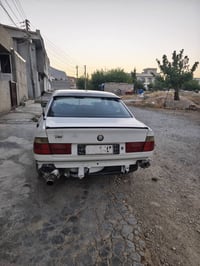 بي ام دبليو ٥٢٠ • جير عادي • تحويل أربيل
