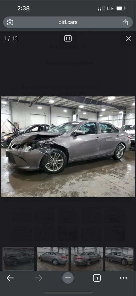 toyota camry 2016 SE 
جملخ و بونیت بویاخە ئیرباگ تەقیە بیلاد دانرایە 
سەقفی کلیرە بئ معجون 
١٨٦.٠٠٠ کم رویشتیە 
سەیارە بئ مەسروفە زور پاک و خاوئن ماوە گیر مکینە بە شەرت سەرە شاسی هەیە  سەیارە بئ کئشەیە نەفسی روژ وەکالە دەکا 
*********** أربيل, العراق

نص مكتوب في الصور:
- 2:38 LTE bid.cars 1 / 10
- 2:39 LTE bid.cars 6 / 10 Sales History Similar archival offers You are watching archived offer. Auction ended on Tuesday, January 31, 2023
