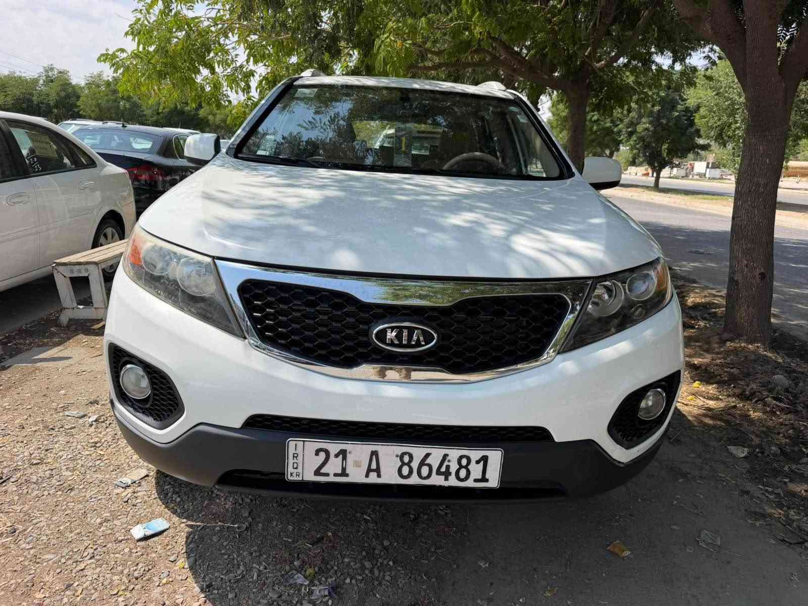 للبيع كيا سورينتو 2011 خليجي 7 راكب 
محرك 2400 مامفتوح سنوية ورقم جديد بأسمي تحويل او وكالة حاضر تخم تايرات جديد حدادية جديدة مكفولة من الصبغ والشخوط بيها فقط بارد قليل جوة الرقم موضح بالصور گير اوتوماتيك بشرط بدون اي عيب السعر 133 وبيها مجال بسيط حك الجية مكاني قضاء كلار تابع لسليمانية للتواصل الاتصال عالرقم *********** كالار, السليمانية

