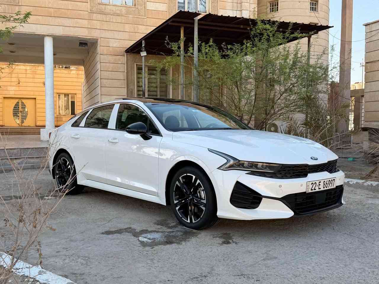سلام عليكم كي فايف  موديل 2021  وارد أمريكي حادثهه مال أمريكا نص البونيد والباقي أي شي ما بيهه 
بيهه مكانين بارد بسيطات صغار سياره فوووووووول مواصفات للاخير  كلش للبيع وللمراوس سياره رقم أربيل تحويل وكاله وشركة مضبوطة ١٠٠%
سعر 160 اني مكلف بلنشر هاذ رقم الهاتف *********** البصرة, العراق
