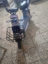 دراجة شحن • حجم 14 • بطاريات جديدة