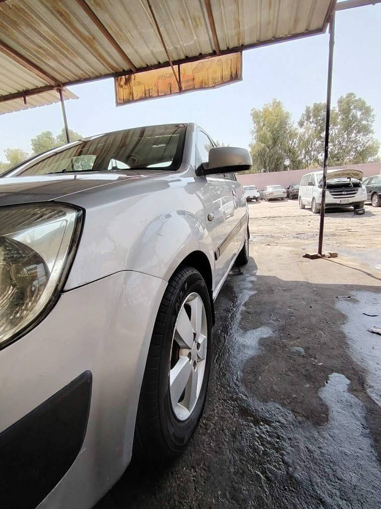 السلام عليكم للبيع كيا ريو موديل 2009 جاهزه من كلشي  بسمي سنويه مجدده 27 مصبوغه احزام للجماليه المكان النجف استفسار على الرقم *********** النجف, العراق
