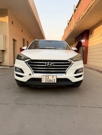 سيارة توكسان 2019 خليجي وارد كوري 🔹 الممشى: 95,000 كم 🔹 الحالة: نظيفة ...