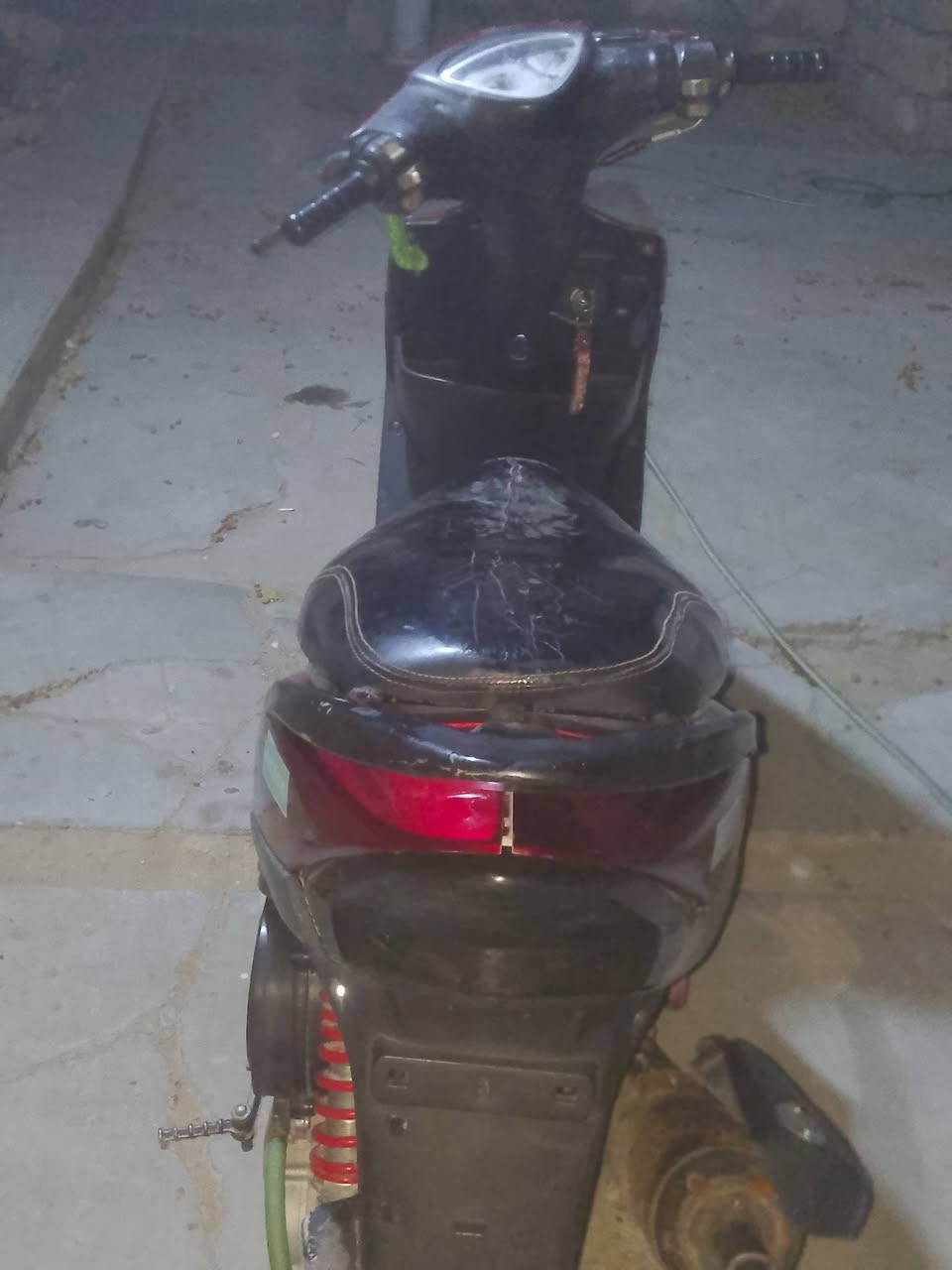السلام عليكم دراجه ماكس للبيع دراجه نظيفه محرك ما مفتوح كهربائيات شغاله شلعه ومعدل قويه محرك الدراجه 55 كفرات جدد سعر الدراجه 600 وبيها مجال الاستفسار على الرقم***********
