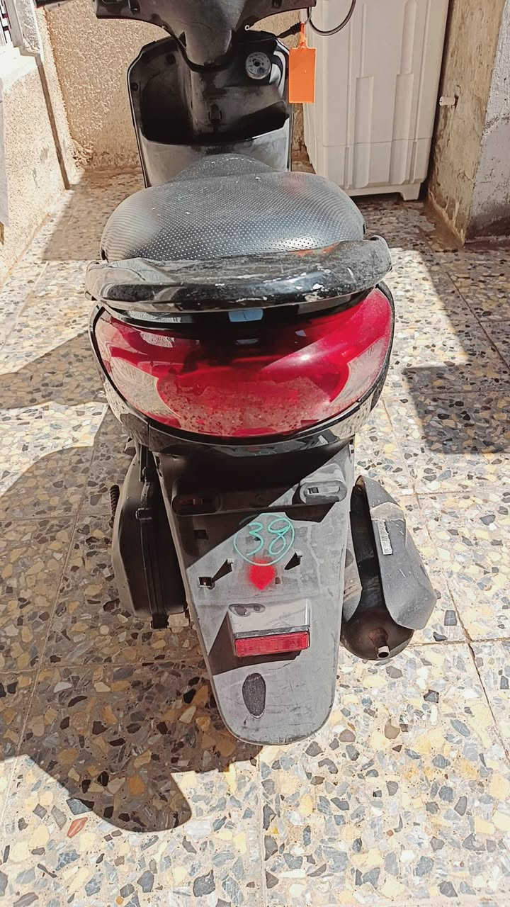 دراجة بريز رنبة دراجة بسمي صالي شهر من نزلتهة كفالة مكاني بغداد مدينة هاذا رقمي ***********
