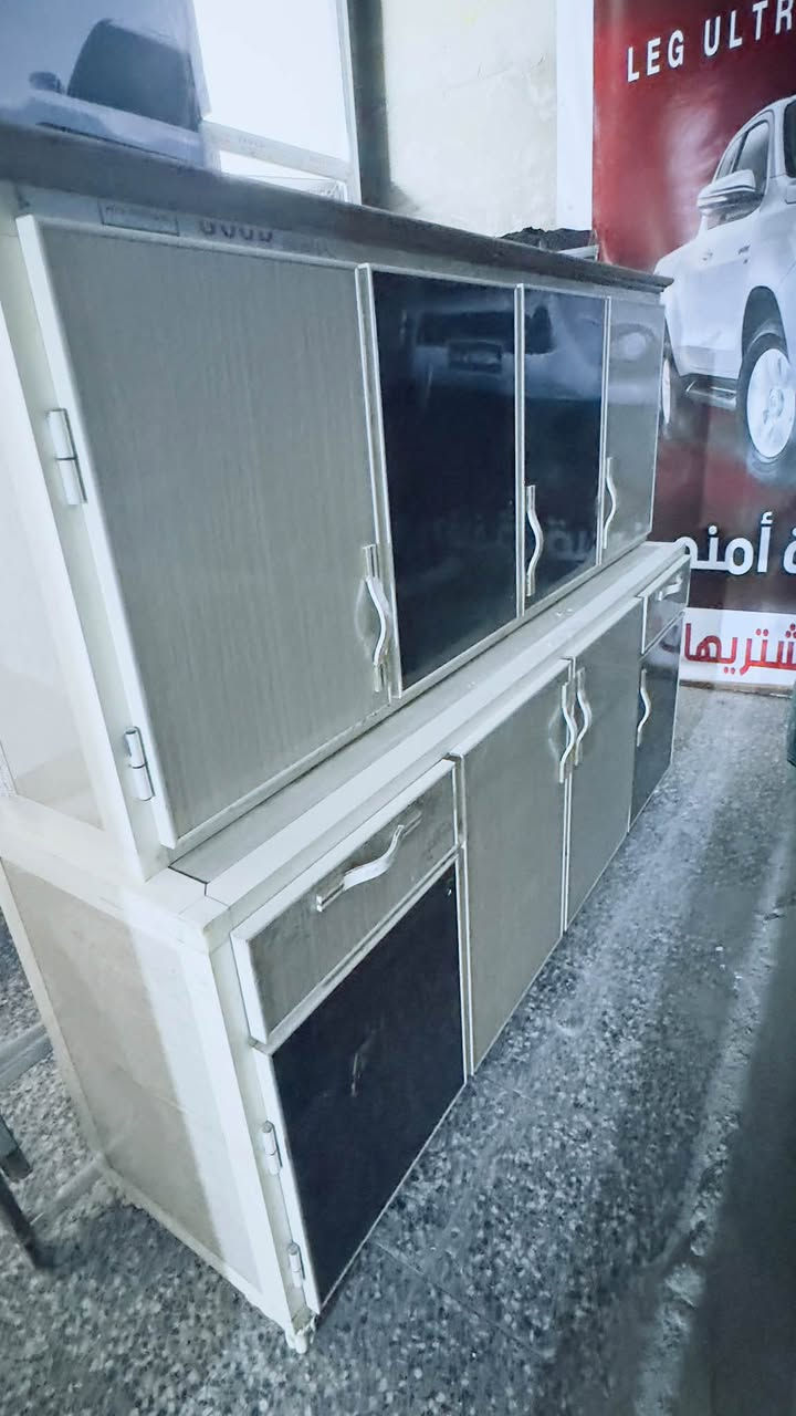 سلام عليكم للبيع كاونتر مستعمل مكان بغداد حبيبيه ش المعارض سعر 200 الف للاستفسار ***********
