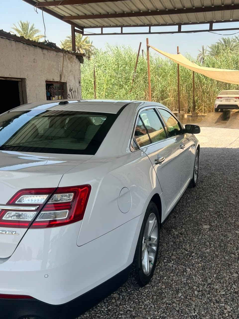 فورد 2013  لون ابيض ✅
بدون صبغ وبدون تبديل قطع
مواصفات ال sel معروفة
محرك 6 سلندر 3500
كير ومكينه جديد وبشرط 
ادامة كامله بلكات نوازل كهربائيات كله جديد وكاله
صدر امامي خلفي جديد
تخم تاير جديد
داخل بيجي
كشنات بلاديه 
تحكم كشنات كهرباء
 شاشه وكاميرا
حساسات خلفي 
تحكمات ستيرن جهتين كامل
تبريد قطعتين
تخم تاير جديد
ويل حجم 19 وكاله
السياره كامله من كهربائيات بدون جطلات
سياره وارد خليجي شركه نيفيا
كود بالباب 
رقم سليمانية بأسمي
هزه وبراد جديد 
السياره نضيفة جدا 
ماشية 170 الف كيلو 
 مرفقة بالمنشور
سونارها مرفق بالمنشور رقم العاتف ***********
