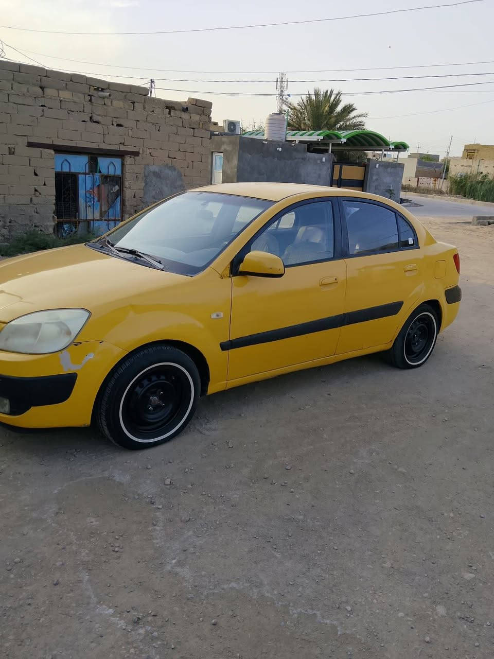 السلام عليكم
كيا ريو 8 للبيع وارد امريكي  بيه ضربه بالجاملغ  الامامي جهه السايق  رقم ذي قار انكليزي 
السعر 58 وبيه مجال  ***********

