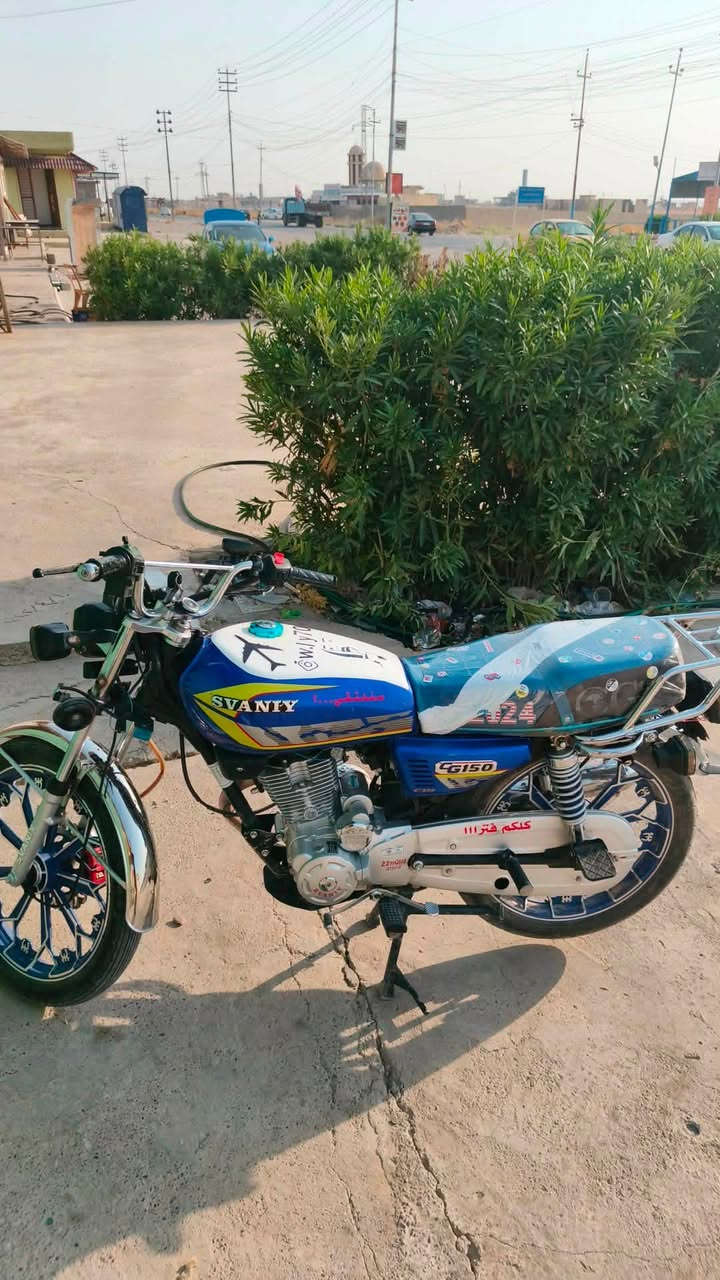 ماطور للبيع سولنك سافان محرك150موديل24بعدو جديد ماشي شي قليل سعر 675وبي محال شي بسيط.مكلف بل نشر لاتراسلني اتصل!!   *********** .
