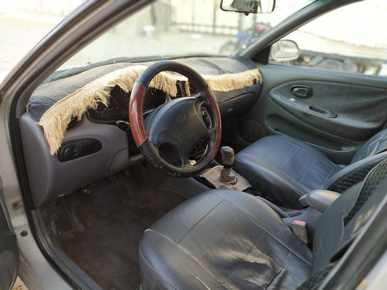 هونداي2004بةشرتي گيرومكينه وتبريد بةشرتي تحويل وكاله سياراي ماله كةم مسروفة لي دراوضربةي نية بوياخ عامة بوجواني معجوني نية بةنزين هةرناخوات سعر35شوين كفري *********** كيفري, ديالى
