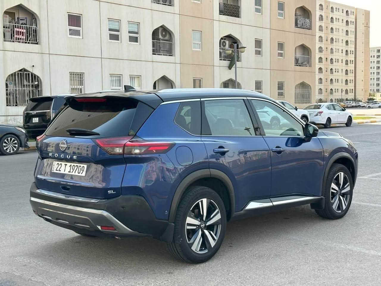 نيسان روج • ٢٠٢٣ • فول مواصفات