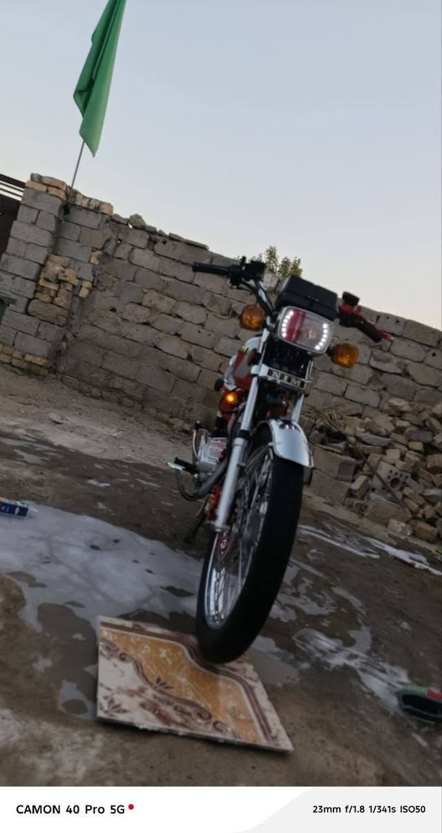 سلام عليكم
نامه امتياز اللبيع اوراق اسكنر 
موديل 24 دراجه مامفتوحه مكفوله
مقدم دسك خلفي وامامي عنبار كلج 
جماعت ال650لحد يطبلي 

مكان ديوانيه قضاء الشاميه 
***********
