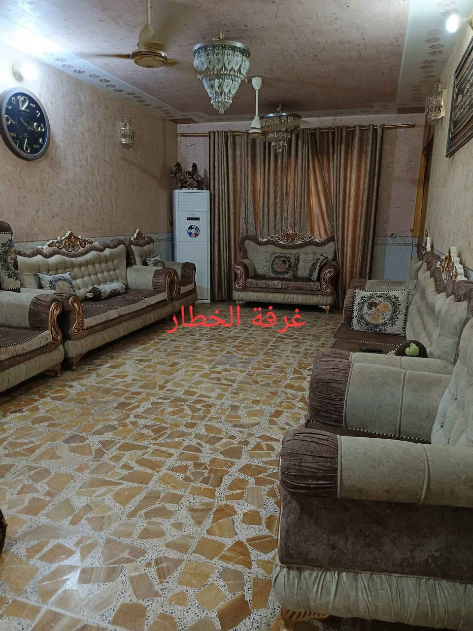 السلام عليكم ...
بيت طابقين المساحه ١٦٠م الشعله قطاع الثامن شارع جامع الامام موسى الكاظم عليه السلام الفرع الثالث مخبز النخيل يحتوي البيت على اربع غرف نوم وصاله وحولي وثلاث صحيات للأستفسار اكثر الاتصال على الرقم :
***********
