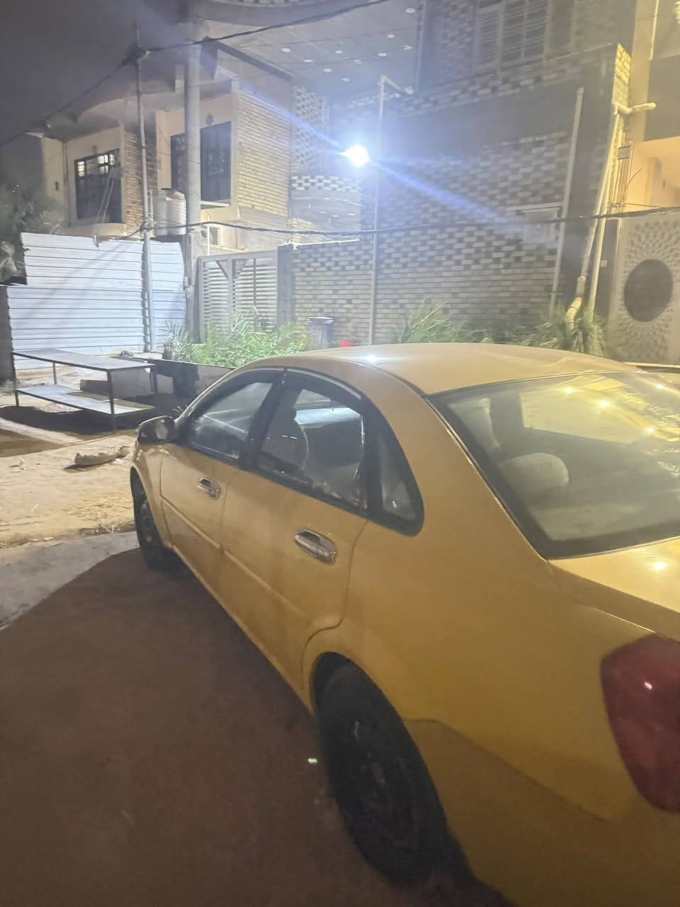 سلام عليكم سياره للبيع اوبتره مديل 10 رقم نكليزي مكفوله تبريد شغال سيارة شاشه سياره تخبل والله العظيم مكاني نجف توصل وياي ***********
