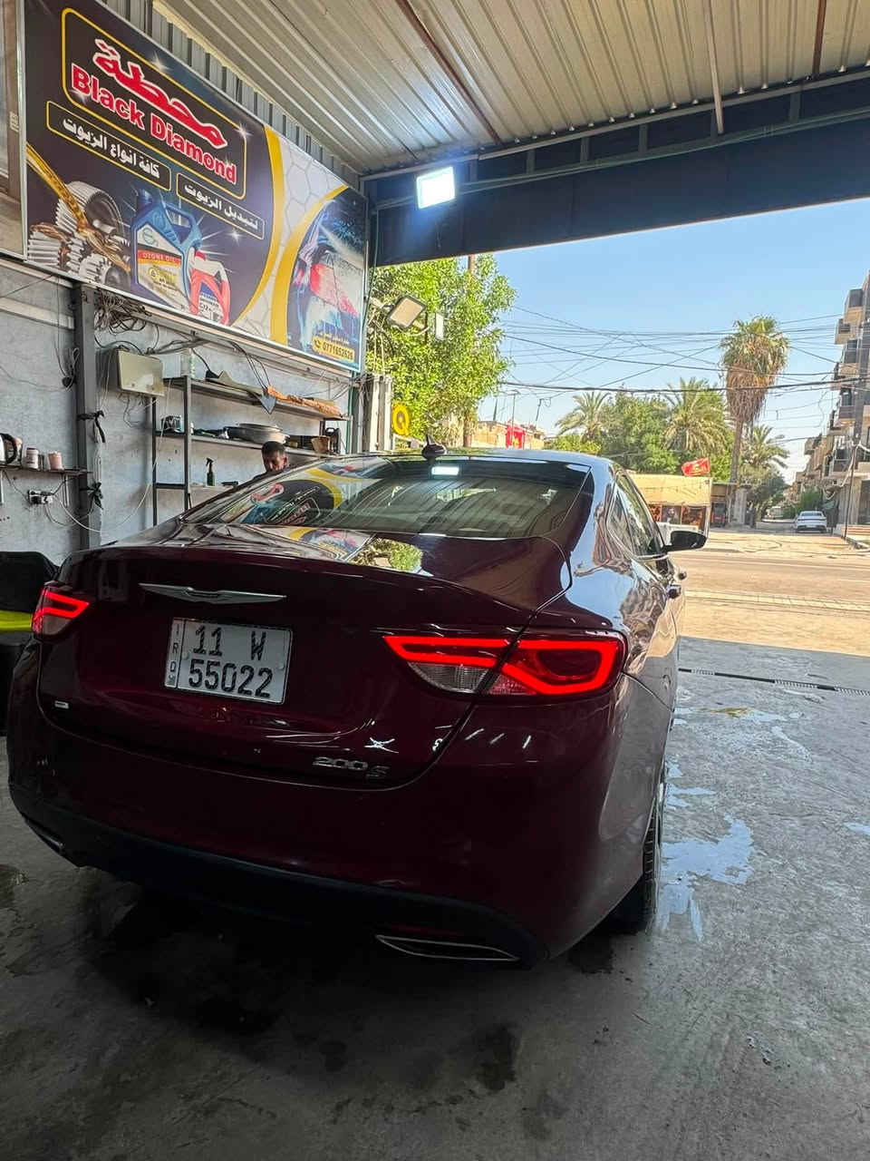 20015 s200
(للبيع)
فول مواصفات 
بانوراما كشنات هيتر ستيرن هيتر 
مع تحكم كشنات كهربائي 
قطعتين تبريد 
سماعات Alpine 🔊  (10)
كشنات جلد 
السيارة 3 قطع صبغ
محرك (2.4)
منضومة زينون ب (350)دولار   
سيارة شرط مكينة وكير
مكانها (بغداد)
رقم المبايل (***********)
سعرها بلاش (90)
