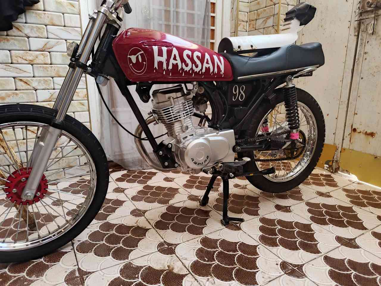 دراجه لل بيع كلهه ٢٧ دراجه اي نقص ما بيهه توهه معمره هاي ثناي تبديلت دهن الهه محرك ما محطوط عليه سبانه  سبدد لشىراي هاذه رفمي ***********
