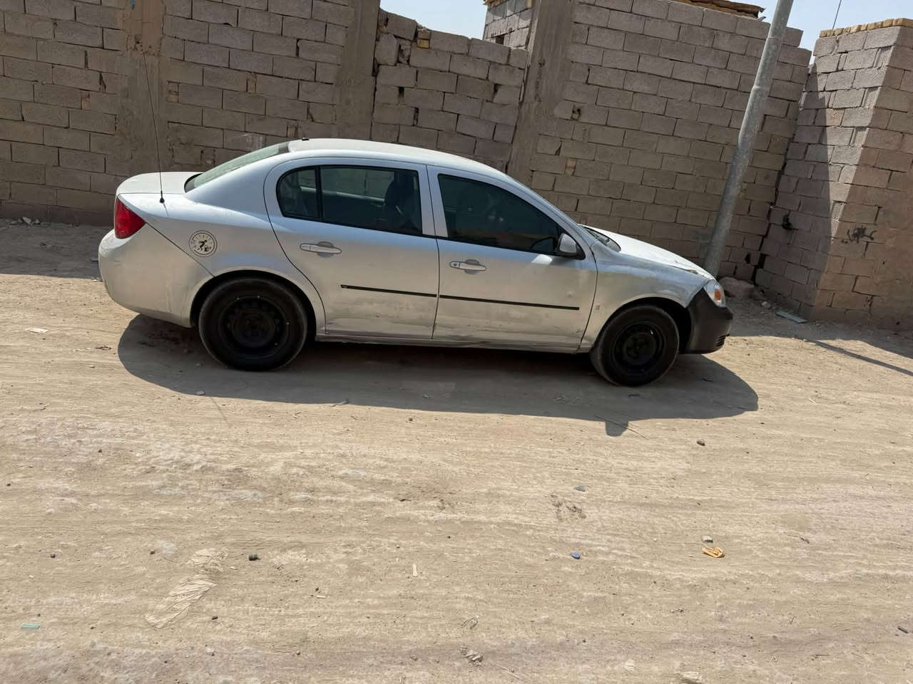 السلام عليكم .. للبيع شوفر كوبلت 2008 مكينة 1800 بيكاجو صارلي 3 اشهر من شاده مكينة هيه وكيرها تحويرة جديدة خير من الله مكينة شرط كير شرط حدادية 70‎ بالمية كهربائيات جاهزة لايت زنون مكان السيارة ذي قار مركز السعر 40 الاتصال على هذا الرقم ***********
