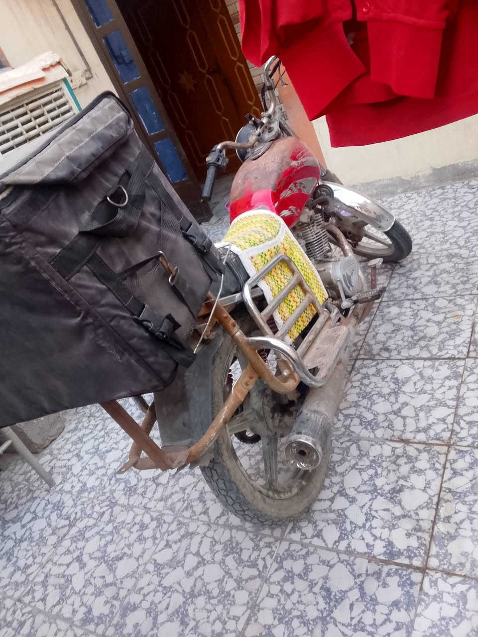 فيوم كلك مكفوله سعره 225وبيه مجال قليل مكان كربلاء الحسينيه كهربايات شغاله مكينه حلوه هاذه رقم ***********
