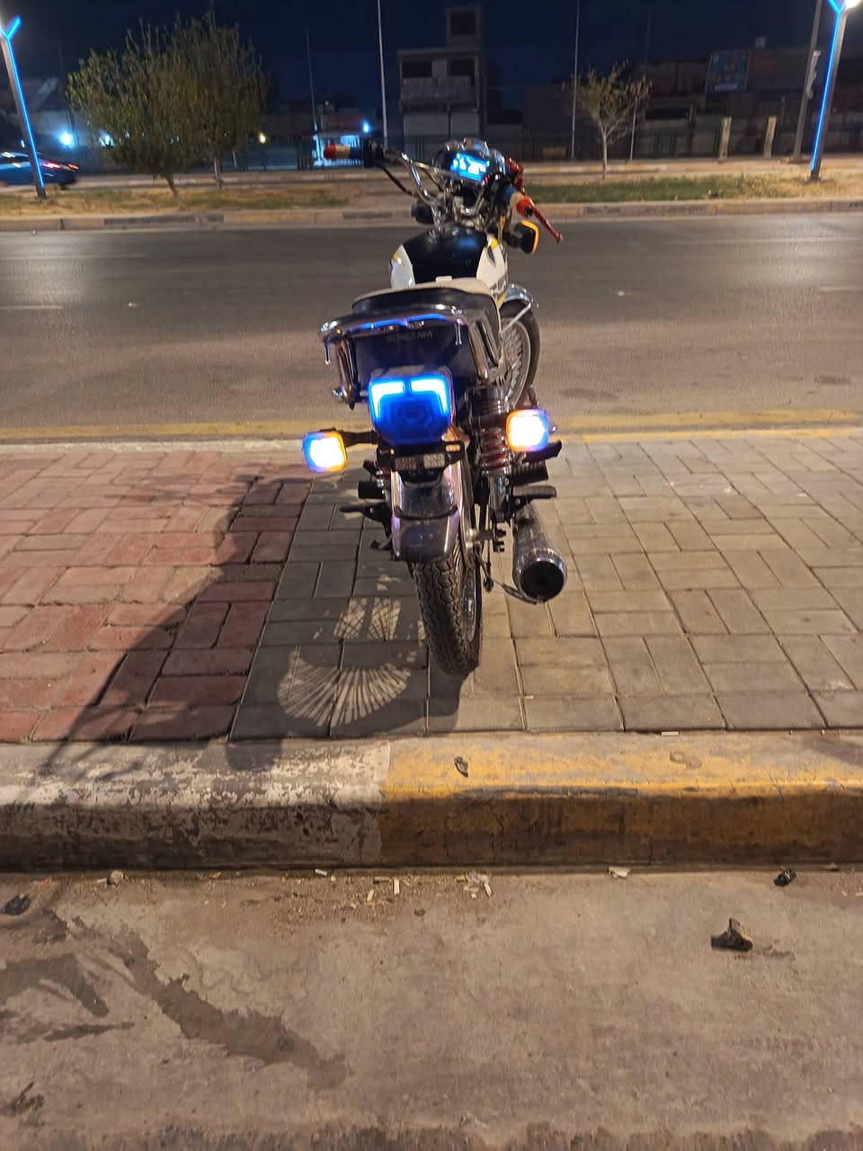 سلام عليكم دراجة اربعه سولنك تايكر موديل 2025 طالعه بل 2026 الدراجه مكفوله كل نقص ما بيه اوراق سكنر  للاستفسار *********** /*********** المكان كربلاء
