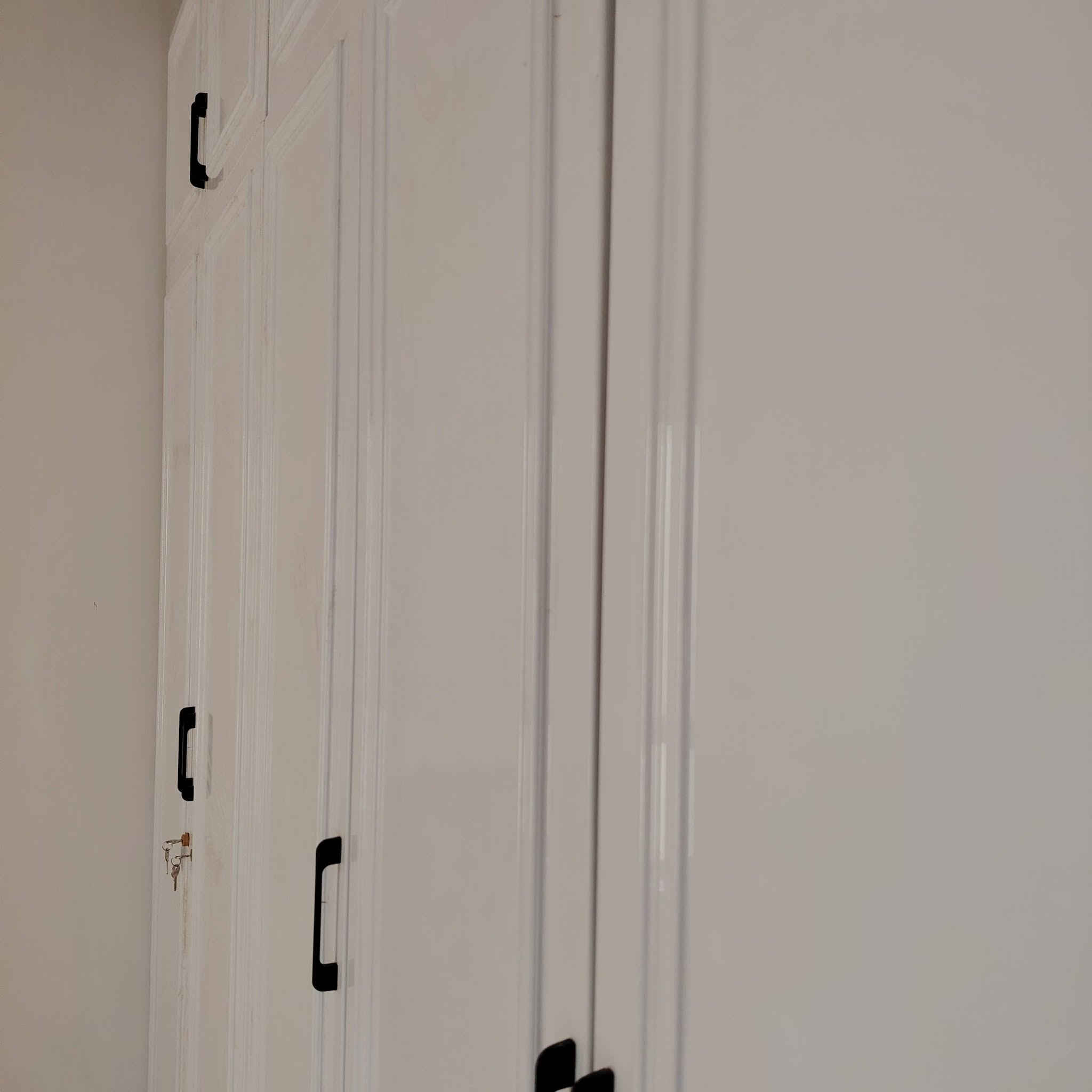 🏠 بيت جديد؟ خلّينا نجهزه من البداية صح 🔥
من المطبخ إلى غرفة النوم وميز التلفزيون والديكورات، ننفذ لك تجهيزات بيتك بتصاميم متناسقة وحسب المساحة.

🎁 خصومات تصل إلى 25% على تجهيزات البيت
 المختارة.
يتوفر لدينا خدمة التقسيط ولمدة تصل ١٨ شهر عن طريق خدمة اقساطي لحاملي بطاقة كي

📐 أرسل لنا مخطط البيت أو القياسات، ونقترح لك التصميم المناسب.

📍 تكريت – الديوم – شارع 60
📩 راسلنا واحصل على التفاصيل
***********
