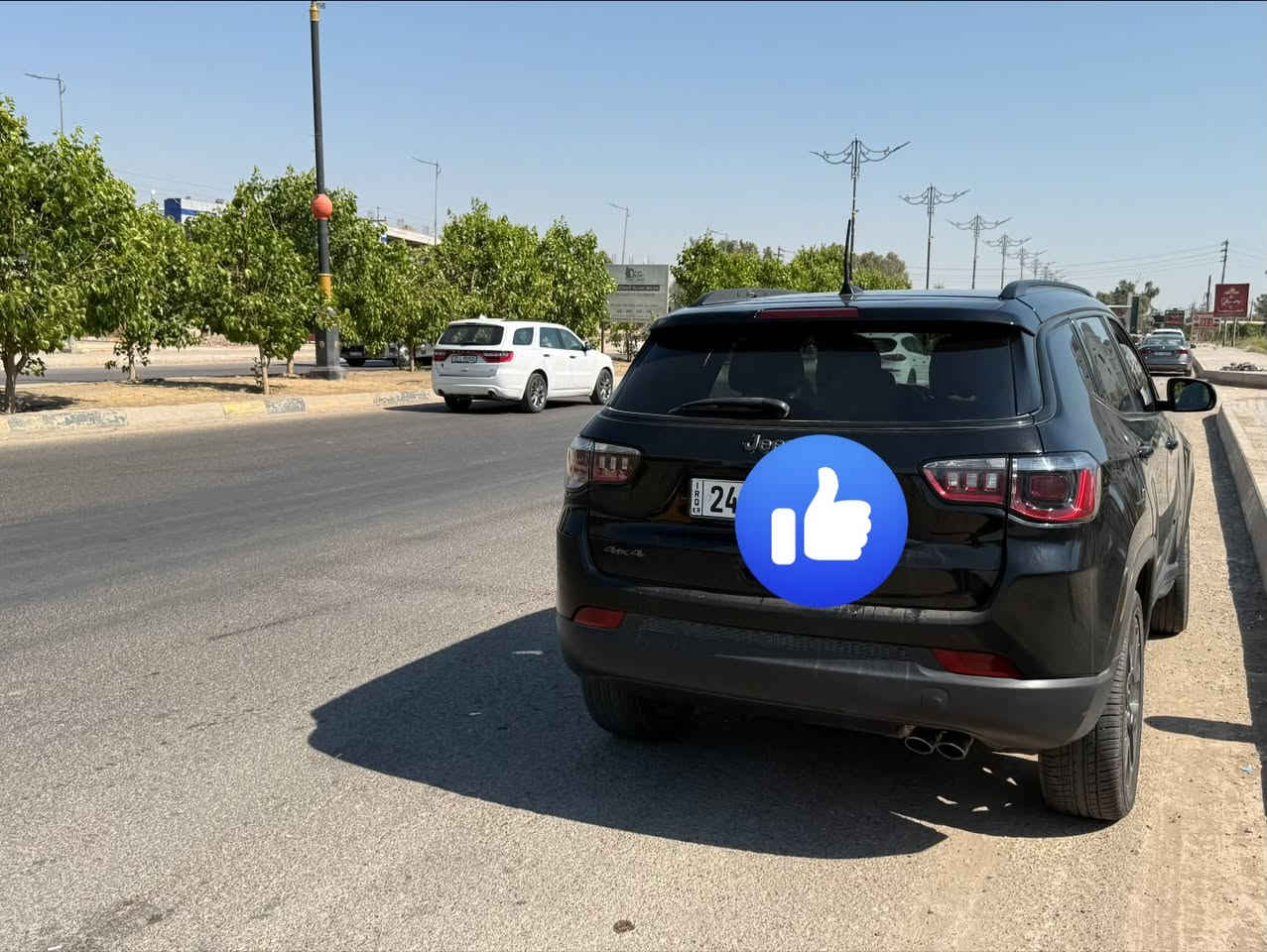 السلام عليكم
جيب كومباس 
موديل 2021
محرك 2400
فول مواصفات
بانوراما 
بصمه
كشنات جلد 
كشن كهرباء 
رقم السياره دهوك 
مكان السياره ديالى بعقوبه
السعر 136 وبيها مجال 
للاستفسار الاتصال على الرقم أو واتساب ***********
***********
