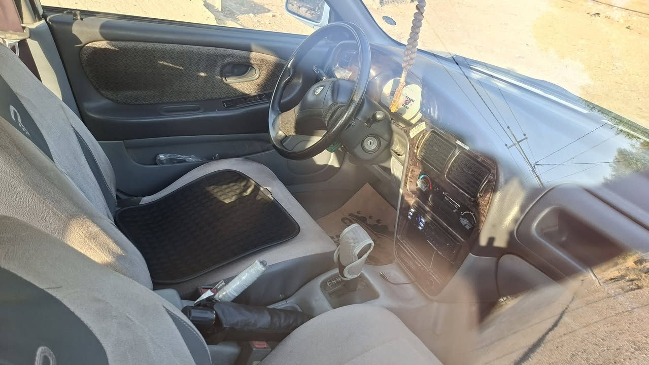برؤتؤن 2004 تؤماتيك تةبريدة مةكينة و كيري بةشةرت جوار تايةيي تازةية كارةبايي هةمويي بةشةرت دوبارجةي بؤياغة بةبي ناو گرتن ئارمي بلاستيك هةوليرة سةنةوي بغدادي لةگةلة . دةعمي بؤ دةعمي بةشةرت ..هةموياني لةسةر بيلادي ماوة ز.م***********..شوين كفري

