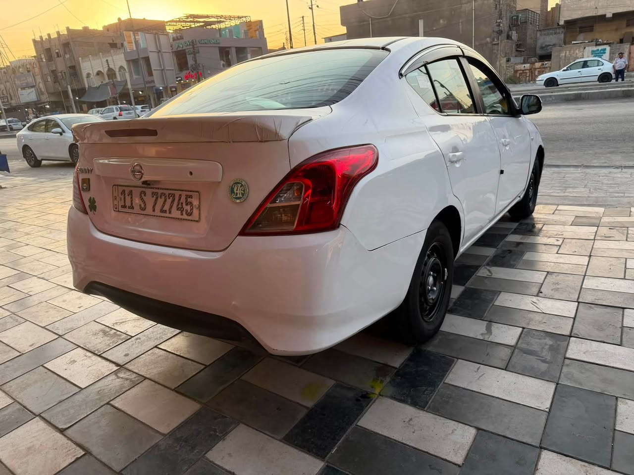 للبيع فقط بسعر مناسب 68 ورقه
صني هندي موديل 2022 محرك وكير وصدر وتبريد كله جاهز بدون نواقص سنويه وارقام وهزه كله جدد بيه قماره مبدله بدون لغود وصندوك كلشي مابيهن ومصبوغه عام تحويل مباشر سعر 68 ورقه مكاني بغداد شعب للاتصال *********** بدون مراوس بيع فقط اقره زين واتصل بس على سعر صور سونار بل منشور
